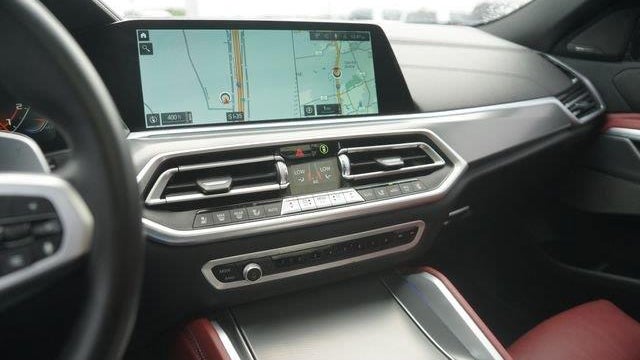 2021 BMW X6 M50i