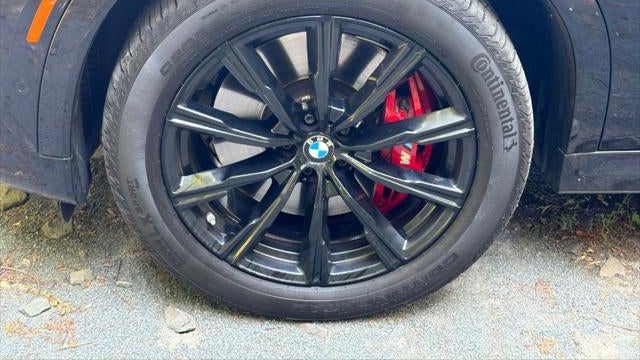 2021 BMW X6 M50i
