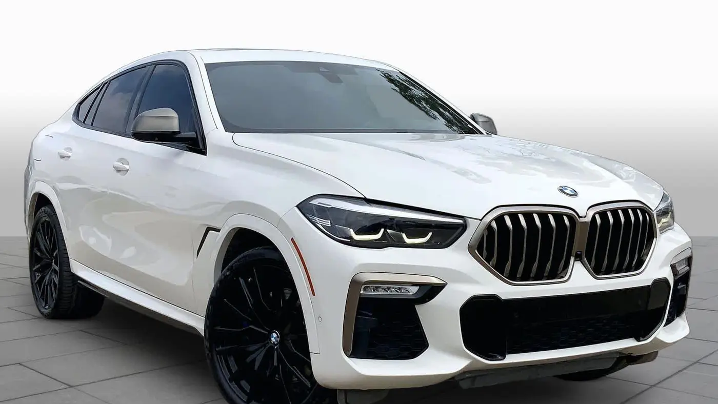 2021 BMW X6 M50i