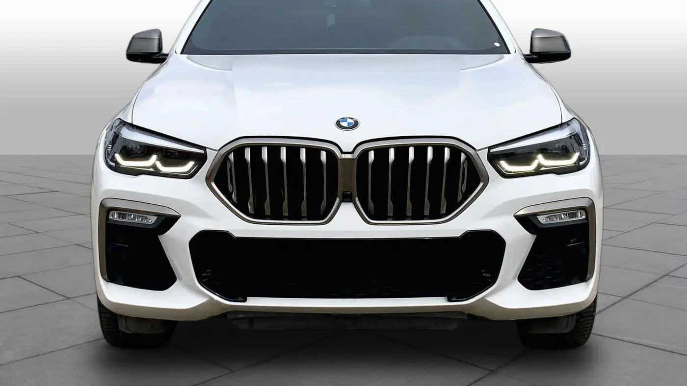 2021 BMW X6 M50i