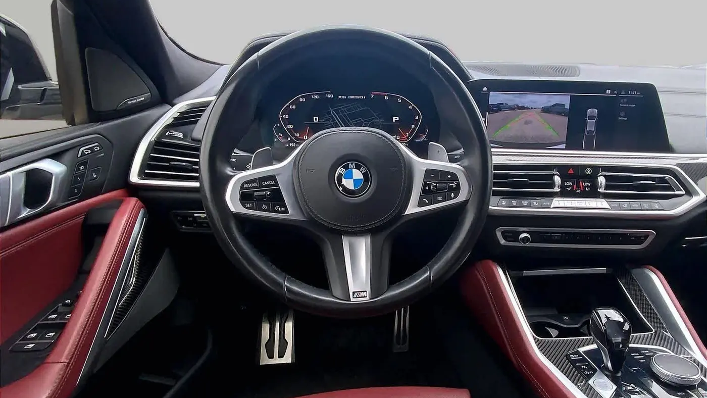 2021 BMW X6 M50i