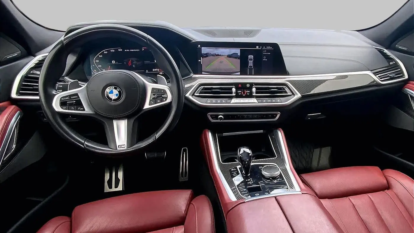 2021 BMW X6 M50i