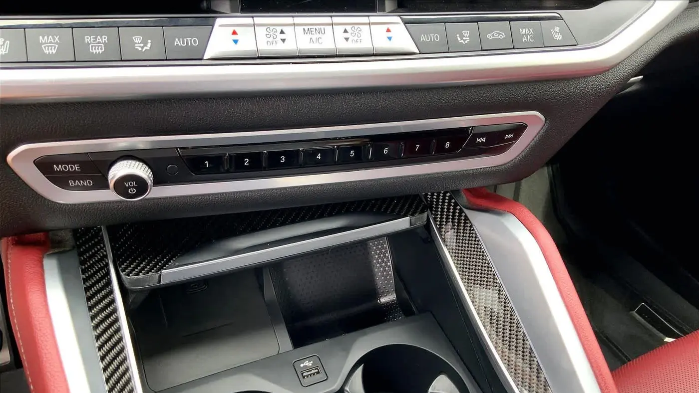 2021 BMW X6 M50i
