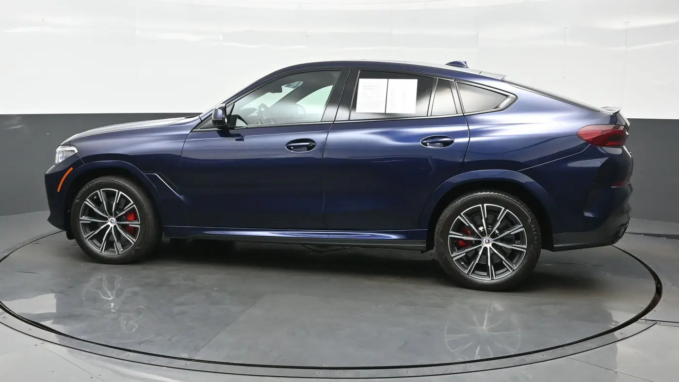 2023 BMW X6 M50i