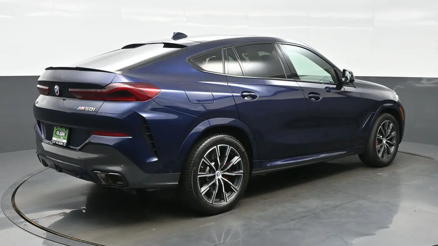 2023 BMW X6 M50i