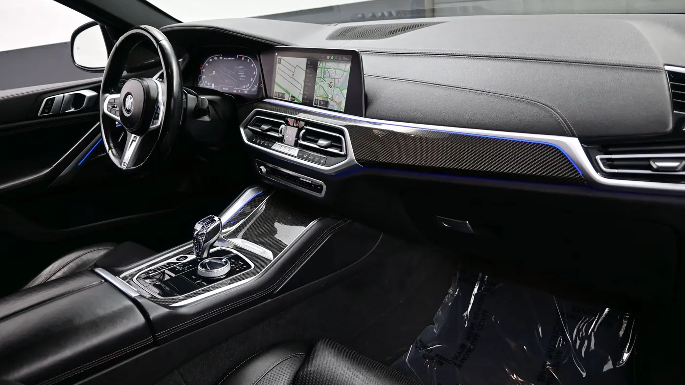 2023 BMW X6 M50i