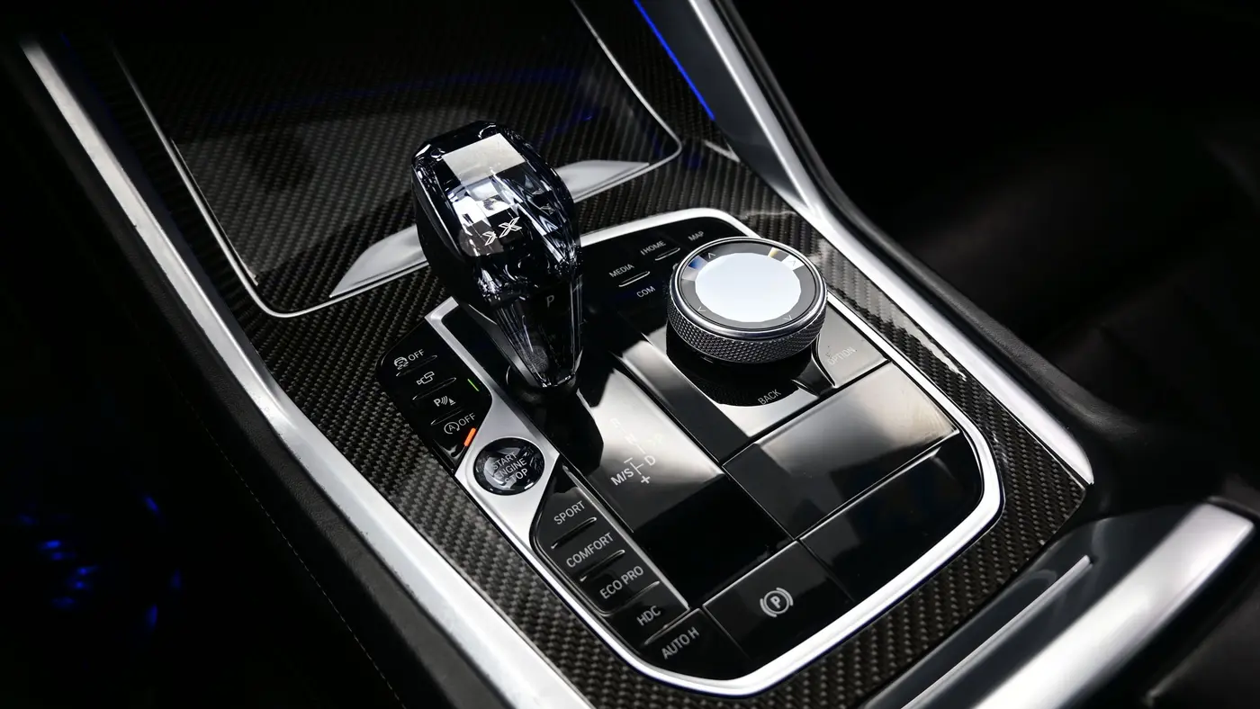 2023 BMW X6 M50i