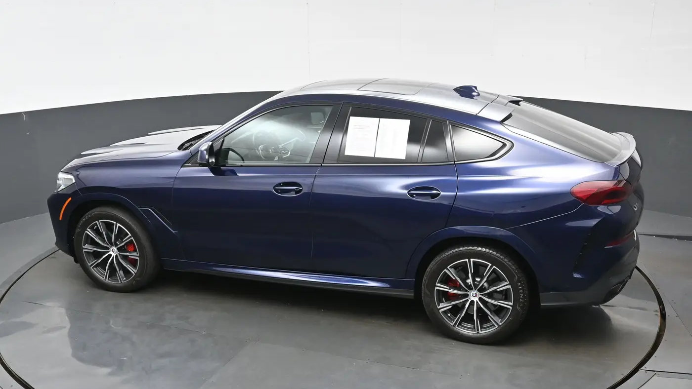 2023 BMW X6 M50i