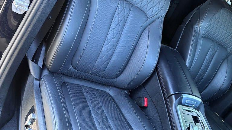 2023 BMW X6 M50i