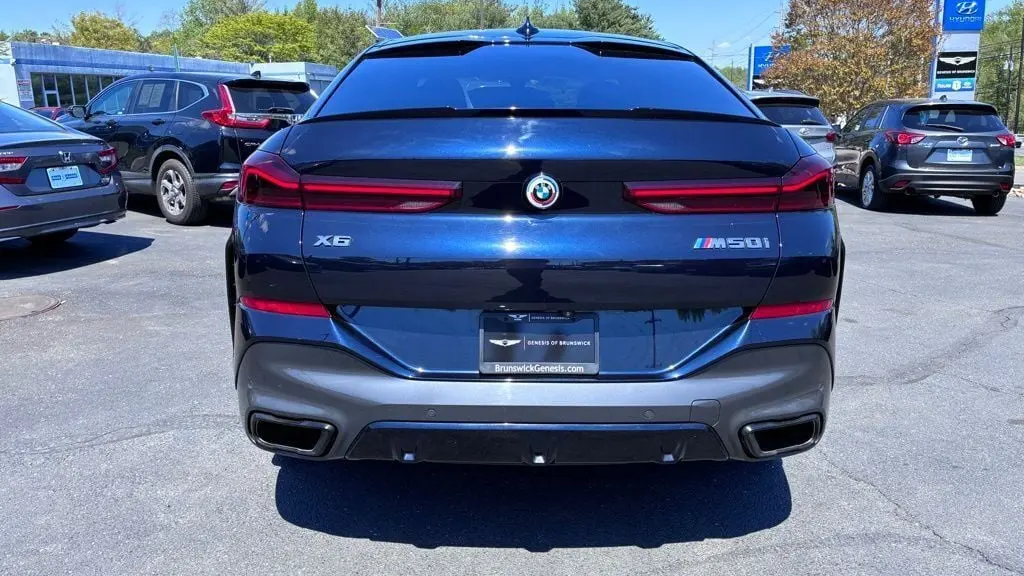 2023 BMW X6 M50i