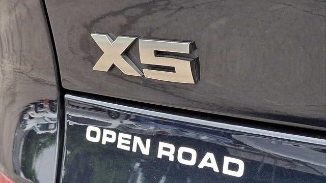 2023 BMW X5 M50i