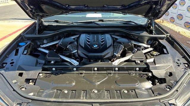 2023 BMW X5 M50i