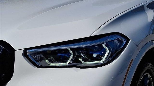 2023 BMW X5 M50i
