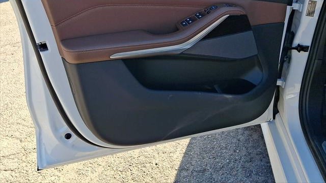 2023 BMW X5 M50i