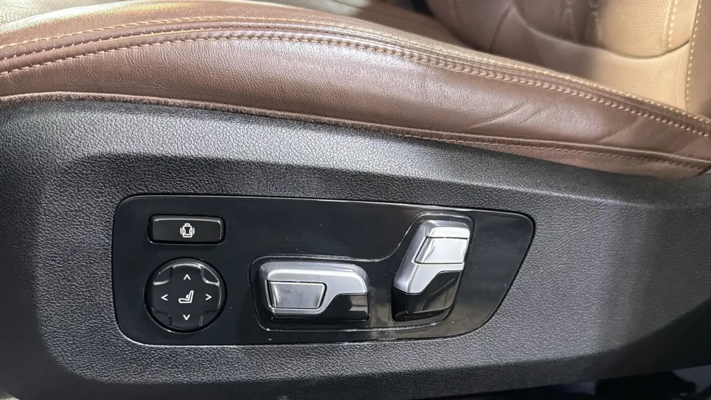 2021 BMW X5 M50i xDrive