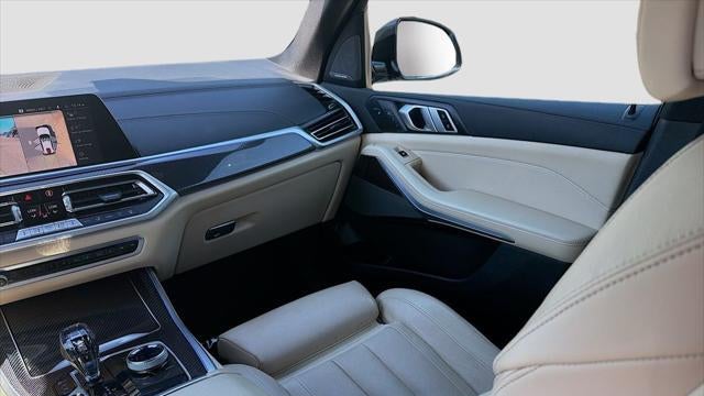 2022 BMW X5 M50i