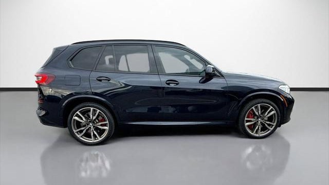 2021 BMW X5 M50i xDrive