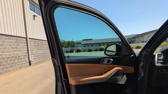 2022 BMW X5 M50i
