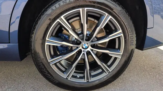 2022 BMW X5 M50i