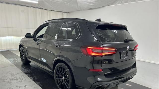 2023 BMW X5 M50i