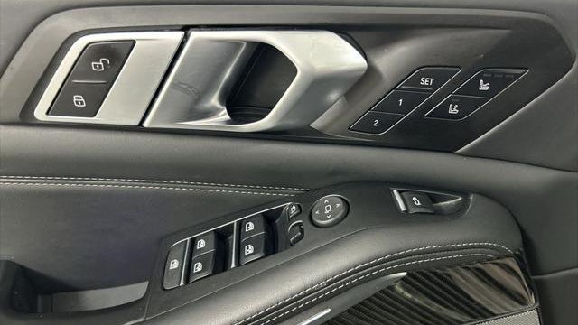 2023 BMW X5 M50i