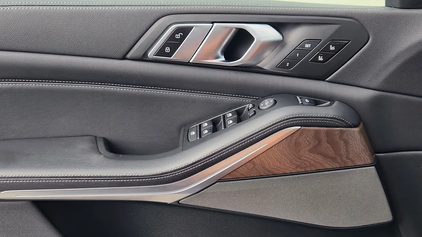 2020 BMW X5 M50i xDrive