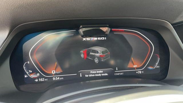 2023 BMW X5 M50i