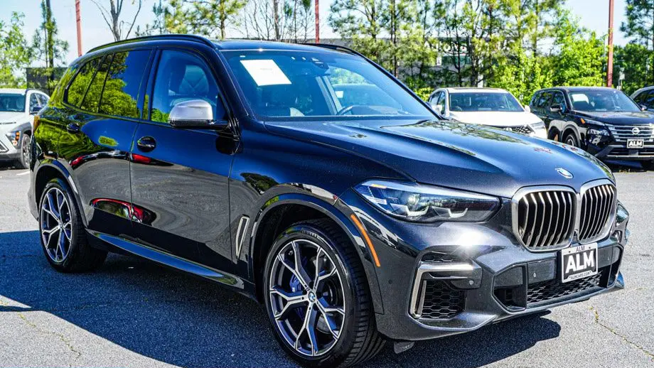 2023 BMW X5 M50i