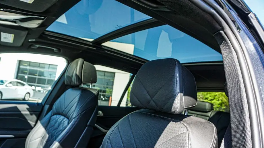 2023 BMW X5 M50i