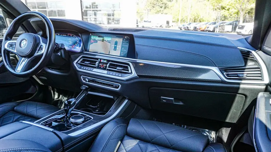 2023 BMW X5 M50i