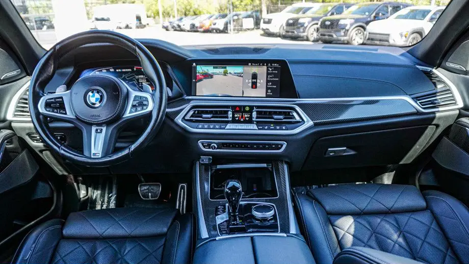 2023 BMW X5 M50i