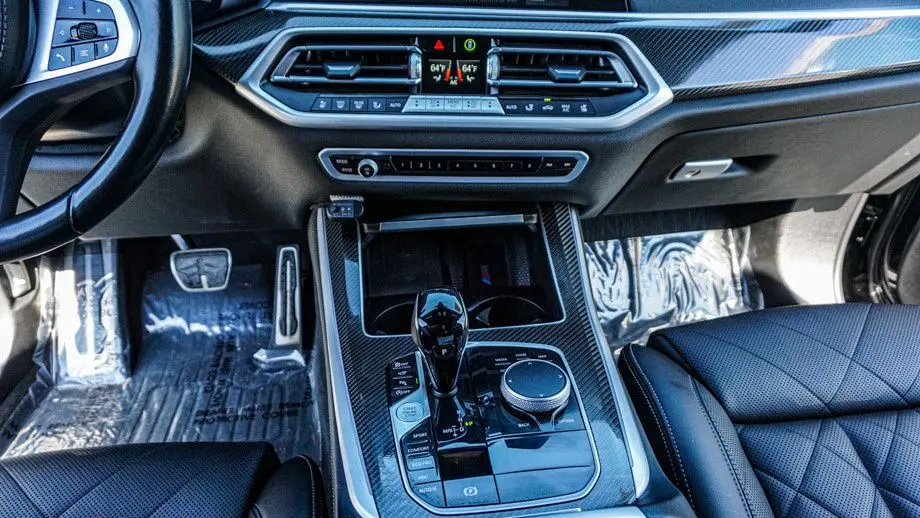 2023 BMW X5 M50i