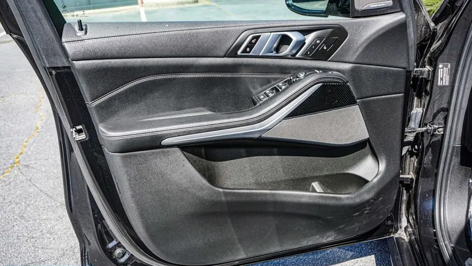 2023 BMW X5 M50i