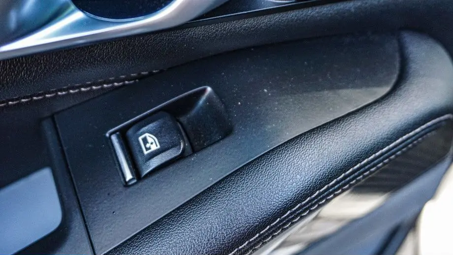 2023 BMW X5 M50i