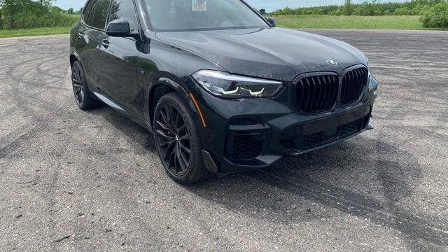 2022 BMW X5 M50i