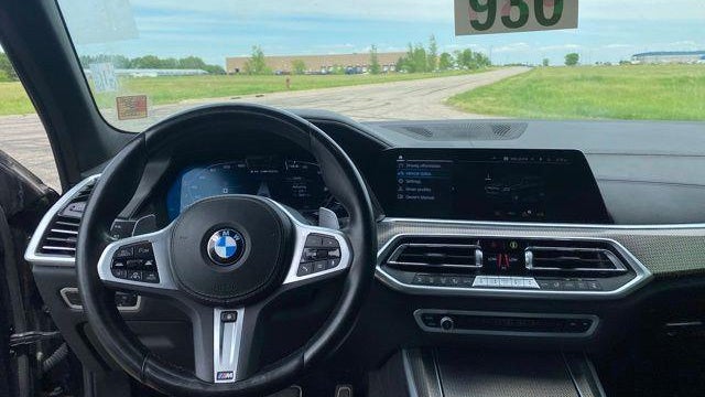 2022 BMW X5 M50i