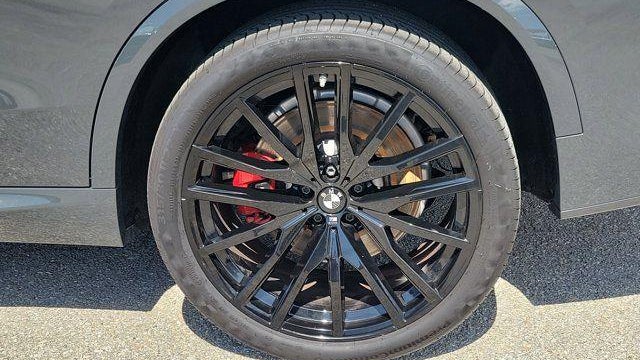 2023 BMW X5 M50i