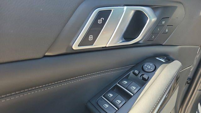 2023 BMW X5 M50i