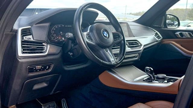 2023 BMW X5 M50i