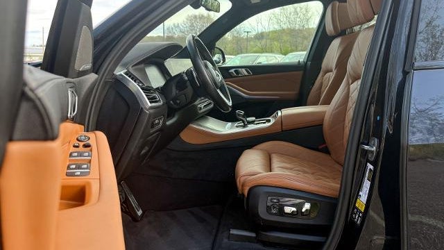 2023 BMW X5 M50i