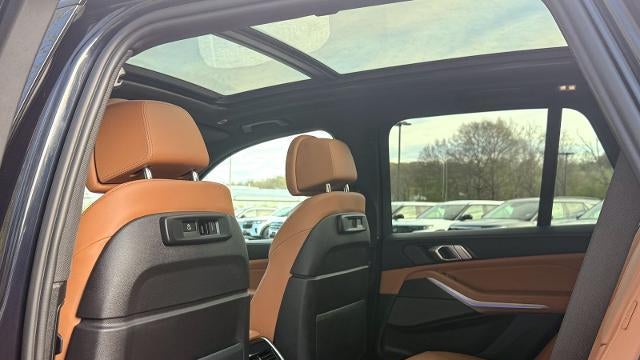 2023 BMW X5 M50i