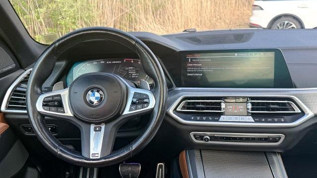 2023 BMW X5 M50i