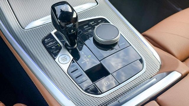 2023 BMW X5 M50i