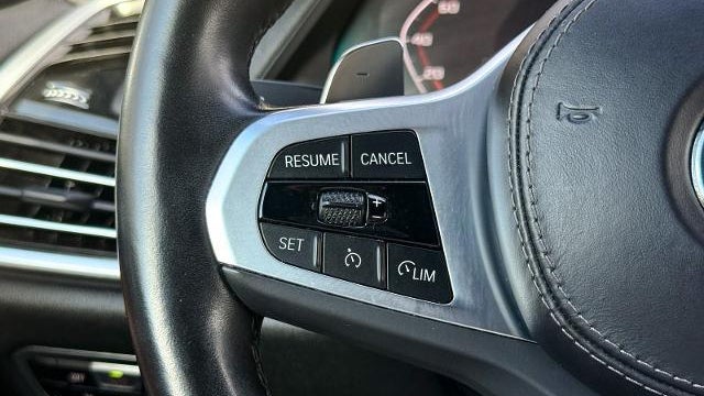 2023 BMW X5 M50i