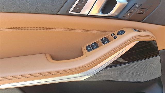 2023 BMW X5 M50i