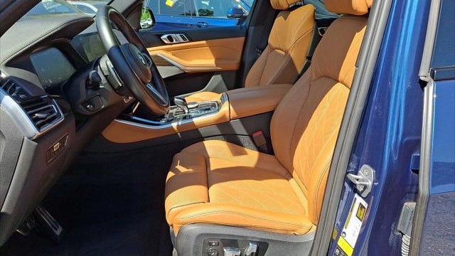2023 BMW X5 M50i