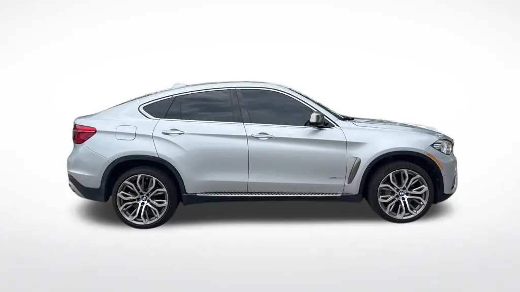 2015 BMW X6 xDrive50i
