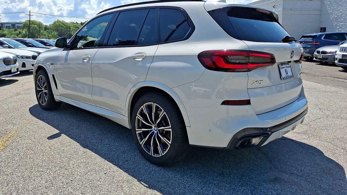 2022 BMW X5 xDrive45e