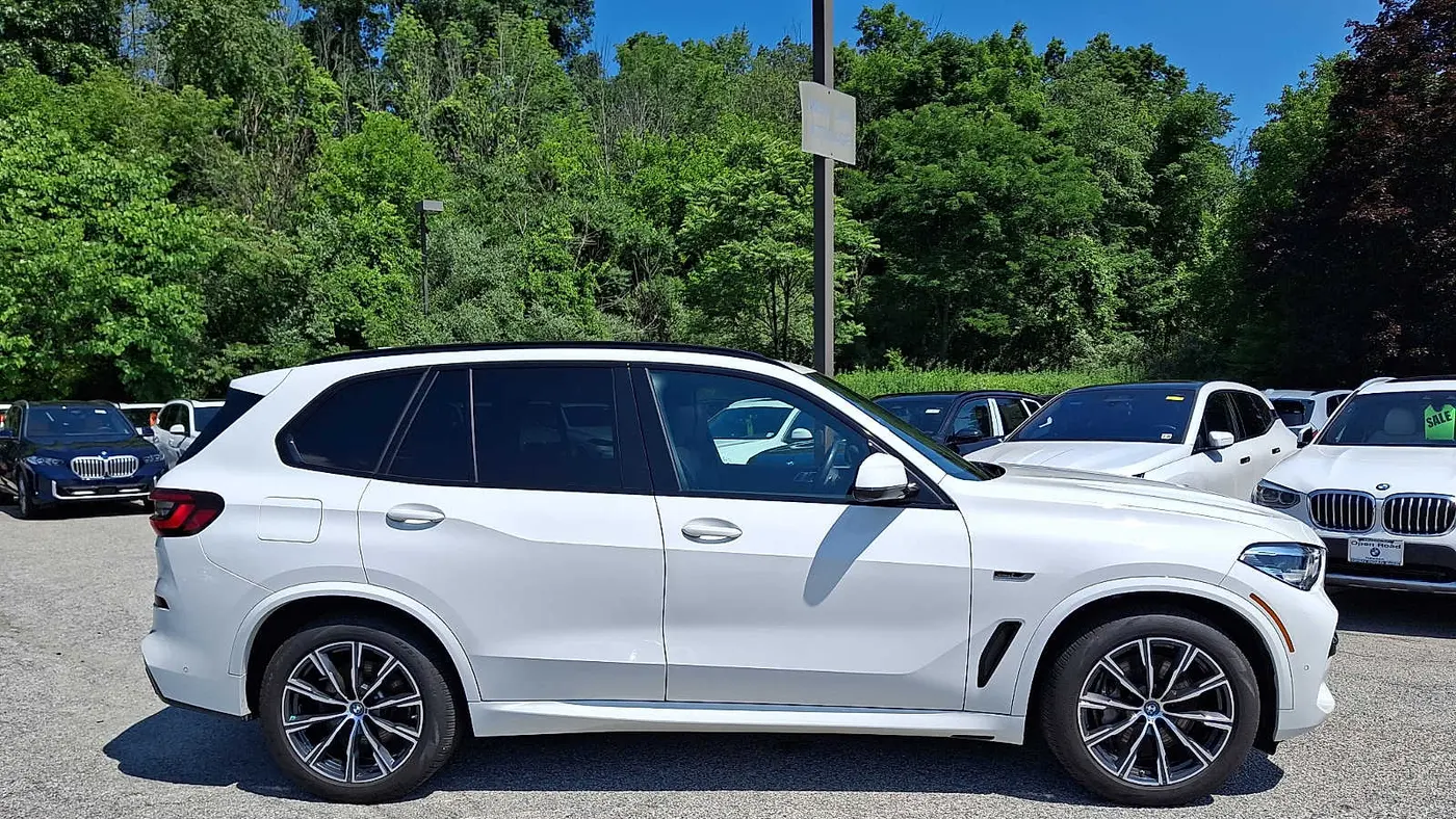 2022 BMW X5 xDrive45e