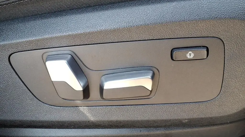 2023 BMW X5 xDrive45e